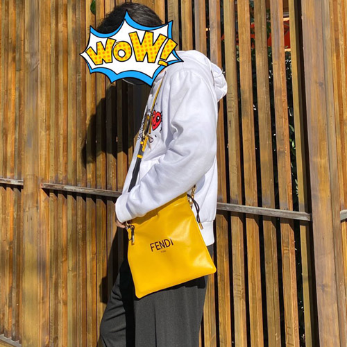 펜디 신상 남여공용 가죽 크로스백 68F8355 스몰 옐로우