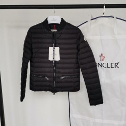 몽클레어 여성용 블렝카 경량패딩 MC3433 블랙