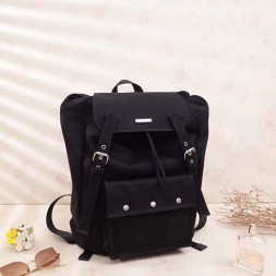 입생로랑 블랙 개버딘 소재의 노아 생 로랑 백팩 495539