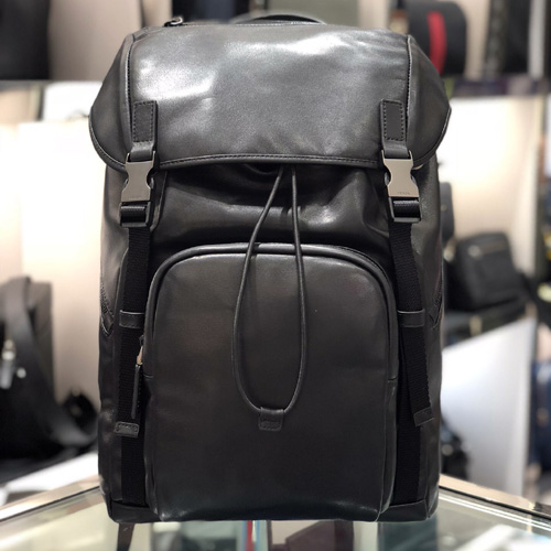 프라다 남성용 가죽 백팩 2VZ135
