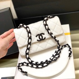 샤넬 스몰 플랩 백 AS2302 화이트