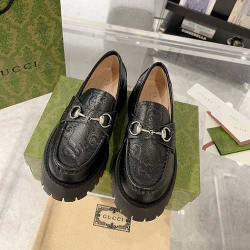 구찌 여성용 로퍼 670493