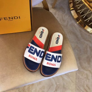 펜디 신상 슬리퍼 FD46045 화이트