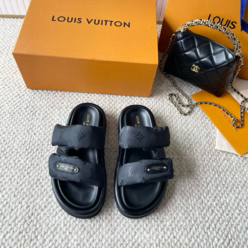 루이비통 여성용 슬리퍼  M0581-2