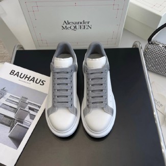 알렉산더 맥퀸  남여공용 스니커즈  586434-3
