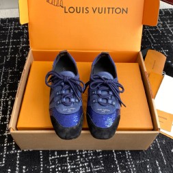 루이비통 여성용 스니커즈  M0579-5