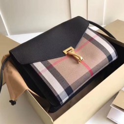 버버리 스몰 가죽 하우스 체크 크로스바디 백 39808251 블랙