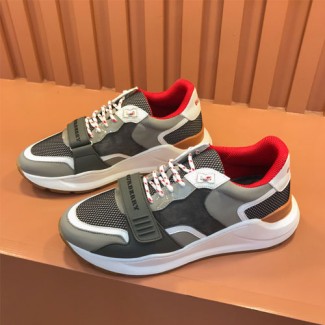 버버리 남성용 신상 스니커즈 801096467