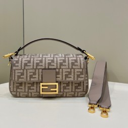 펜디 신상 미듐 바게트 FD8579-2