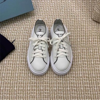 프라다 신상 스니커즈 F0705
