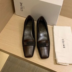 셀린느 신상 펌프스 CE3566