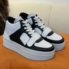 셀린느 여성용 운동화 CE3593