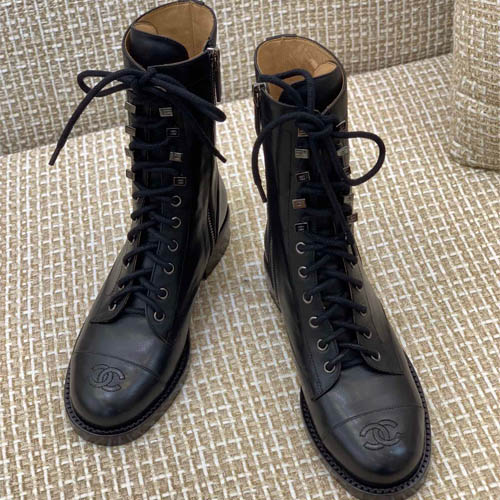 샤넬 신상 쇼트부츠 G34088