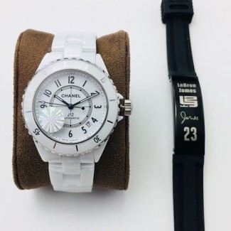 샤넬 남여공용 J12 최신버전 W31316 화이트 38mm
