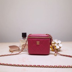 샤넬 미니 클래식 체인 코스메틱 케이스 AP1340 체리핑크
