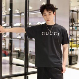 구찌 남여공용 반팔 617663