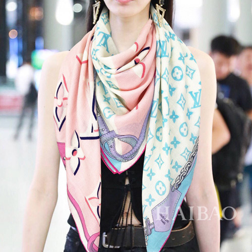 루이비통 신상 스카프  MP2326
