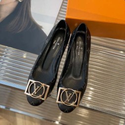 루이비통 여성용 펌프스  M0481-9