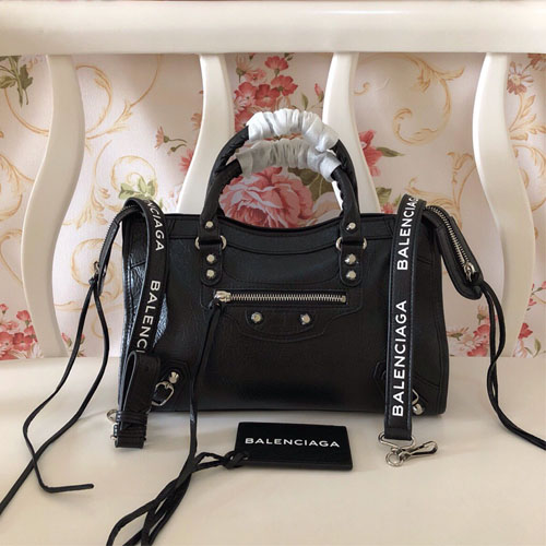 발렌시아가 클래식 미듐 로고 스트랩 시티백 300297 블랙 화이트 로고