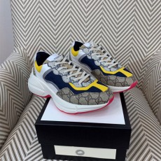 구찌 남여공용 GG 롸이톤 스니커즈 620185