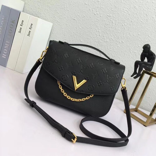 루이비통 모노그램 가죽 베리 새들 백 M51682 블랙