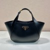 프라다 미디움 레더 토트백 1BG483 블랙