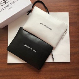 발렌시아가 남여공용 신상 클러치백 356A47