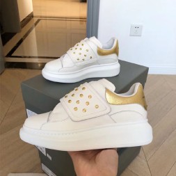 알렉산더 맥퀸 남여공용 오버사이즈 스니커즈 533717 골드