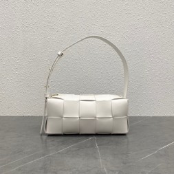 보테가 스몰 브릭 카세트백 729166-3