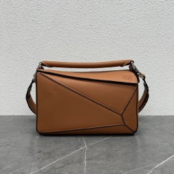 로에베 퍼즐백 미듐 11023-2