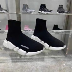 발렌시아가 21F/W 남여공용 스피드러너 653815-1