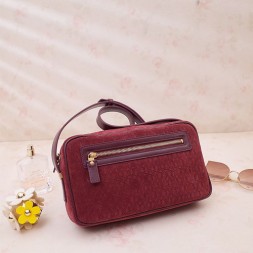 입생로랑 모노그램 캔버스 카메라백 568608 버건디