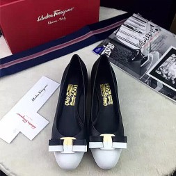 페레가모 16S/S 여성 바라 펌프스 FG611