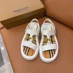 버버리 여성용 샌들 801096471 화이트