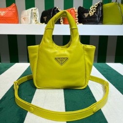 프라다 소프트 스몰 패디드 백 1BA359-4