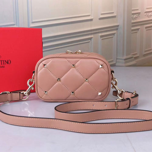 발렌티노 스몰 사이즈 퀼팅 붐스터드 크로스 바디 백 RW2B0D11 누드핑크