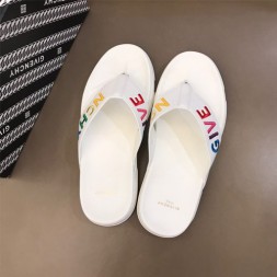 지방시 남성용 신상 슬리퍼 GV39065 화이트