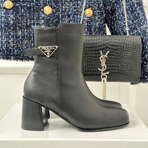 프라다 여서용 앵글부츠 F0896-2