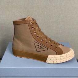 프라다 여성용 신상 스니커즈 F0717 브라운