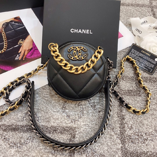 샤넬 19 체인 클러치 동그리 탬버린 미니 백 AP0945