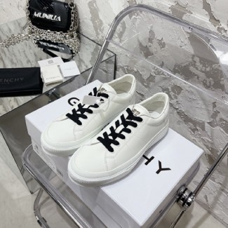 지방시 남여공용 스니커즈 GV390699-9