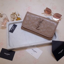 입생로랑 니키 라지 월렛 장지갑 583552 베이지