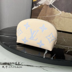 루이비통 포쉐트 코스메티크 PM M24378-2
