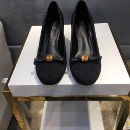 구찌 여성용 신상 펌프스 550038