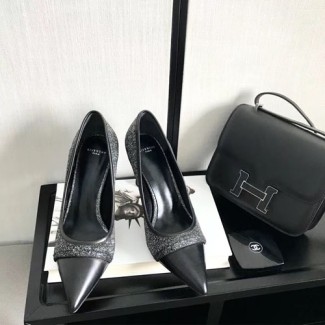 지방시 신상 힐 GV39043 그레이