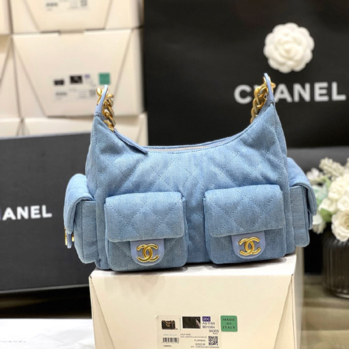 샤넬 맥시 호보백 미듐 데님 AS5339