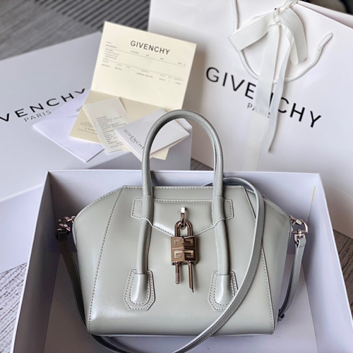 지방시 복스가죽 미니 안티고나 락백 BB057-1