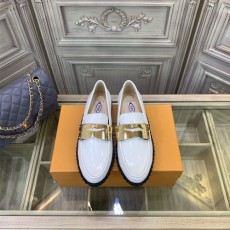 토즈 여성용 신상 로퍼 TS659335 화이트