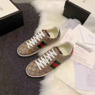 구찌 남여공용 스니커즈 423516