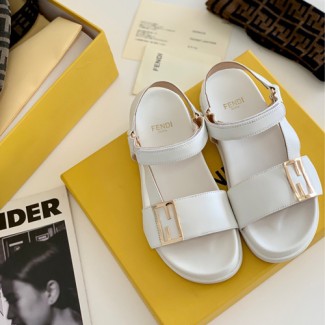 펜디 여성용 샌들 FD46202 화이트